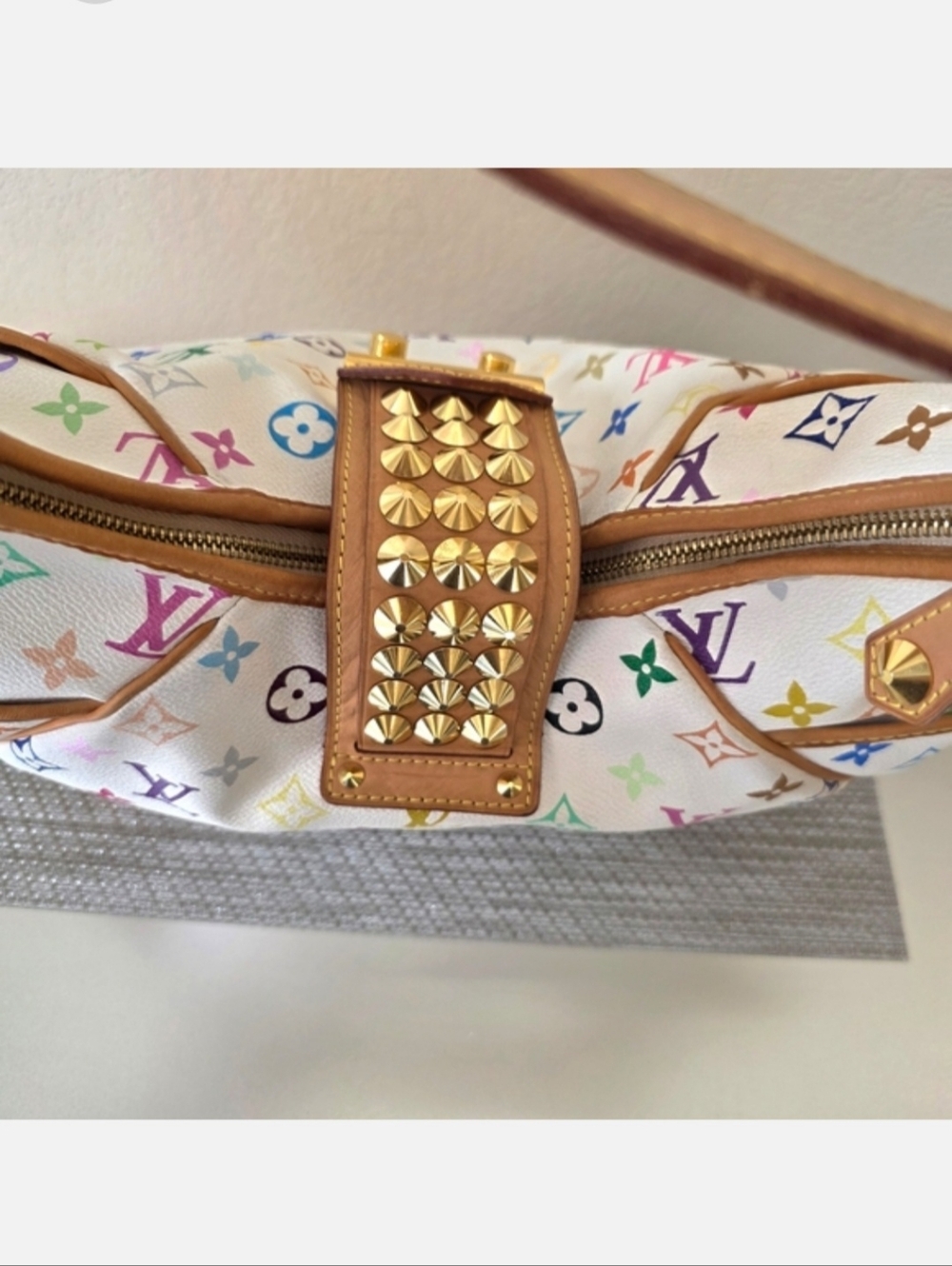 ♥RARE Louis Vuitton White Murakami Multicolor Monogram Gold Studded Shoulder Bag - Picture 6 of 15